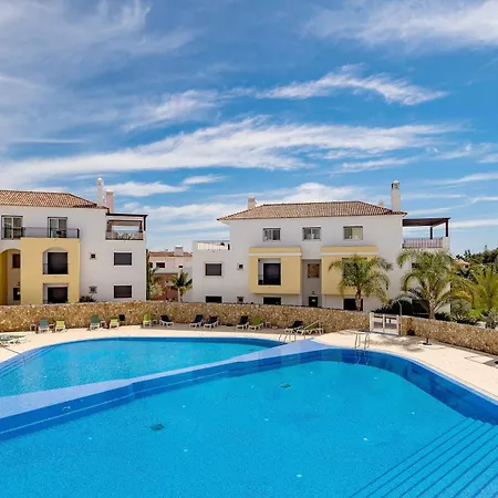 Cosy Two Bedroom Διαμέρισμα